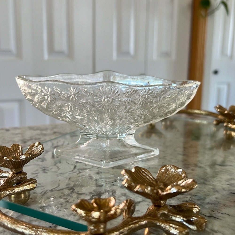 Vintage Pineapple and Floral Diamond Indiana Glass Pedestal Compote Dish